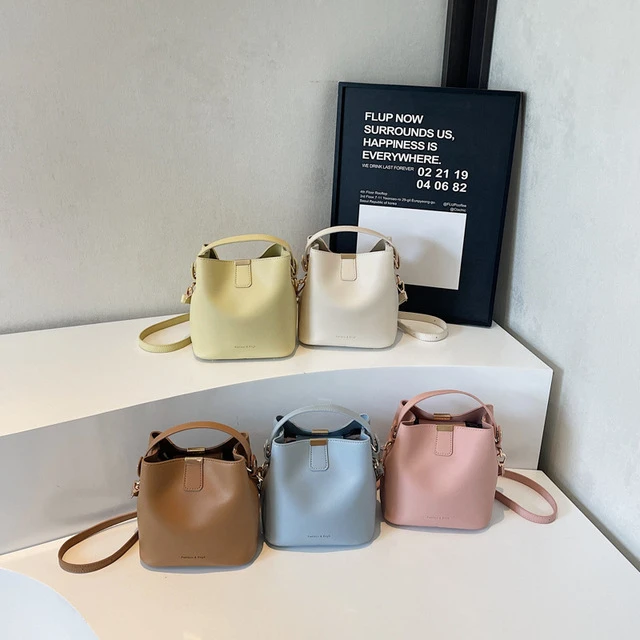 今年流行包包2025新款高级感单肩包上班手拎包夏季百搭斜挎水桶包