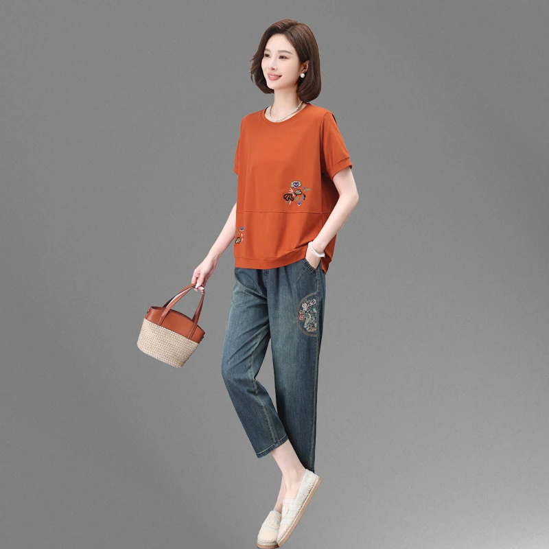时尚休闲套装女2025夏季新款刺绣短袖T上衣牛仔裤中年妈妈两件套