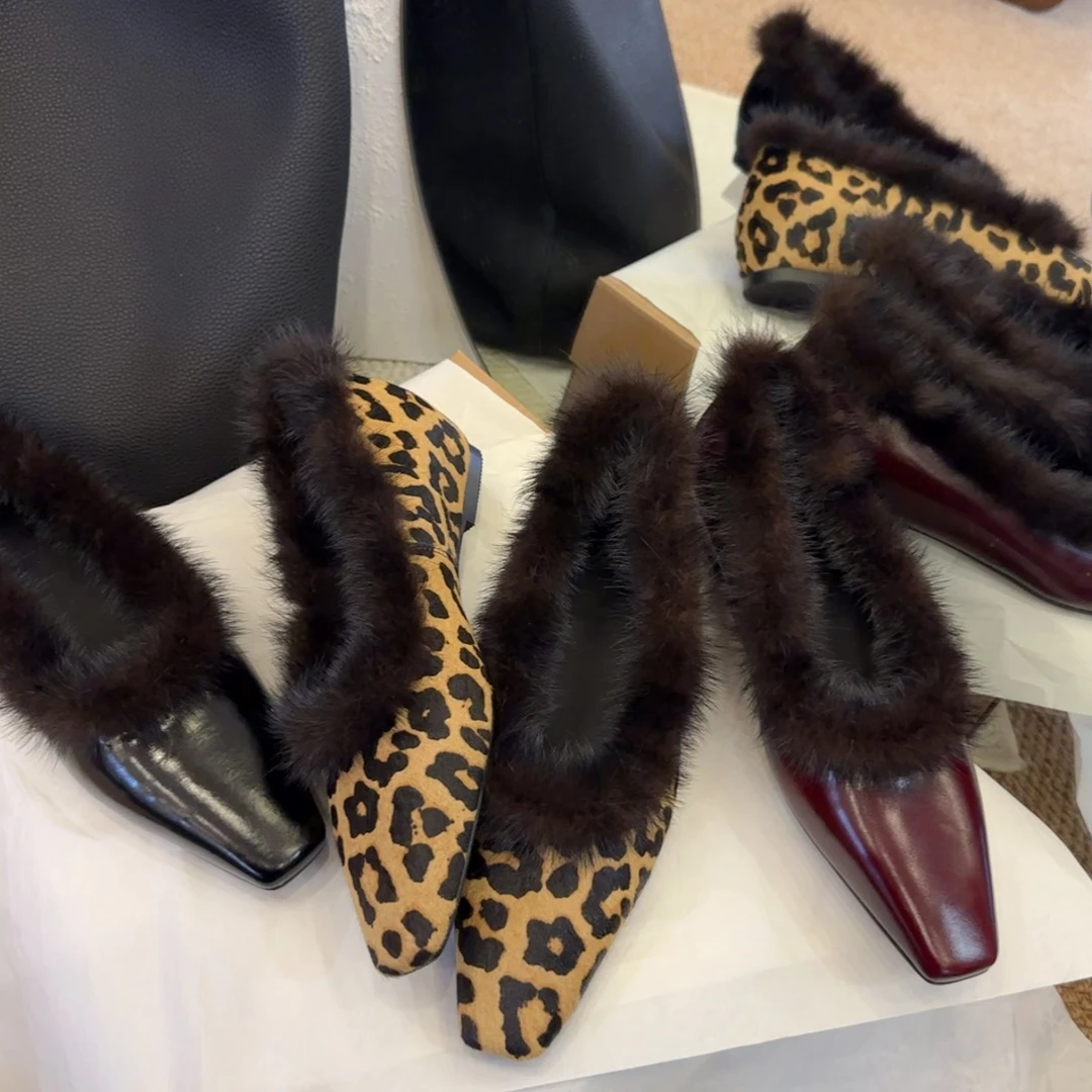 【六呈六】牛皮/3CM/小尖头内增高浅口坡跟毛毛乐福鞋韩版OL风单鞋