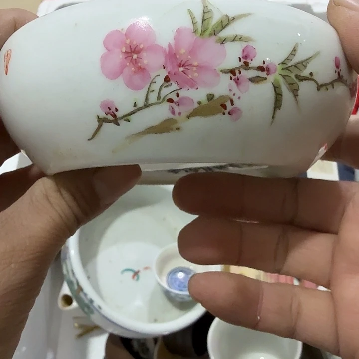 格***格扇子把g给哥哥哥哥哈哈哥哥哈