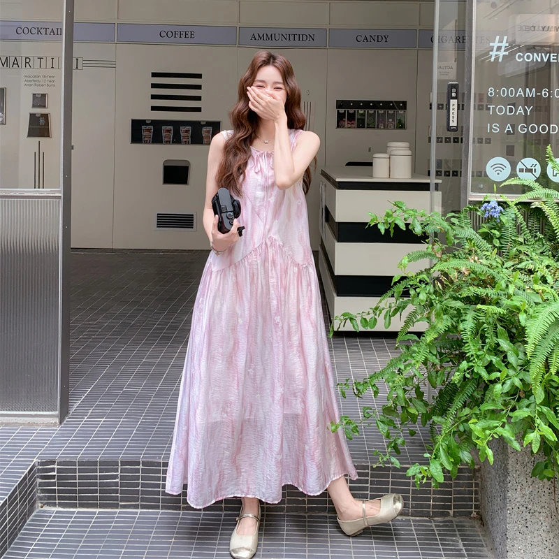 甜美风粉色连衣裙2025夏季新款优雅气质小清新温柔风无袖沙滩裙