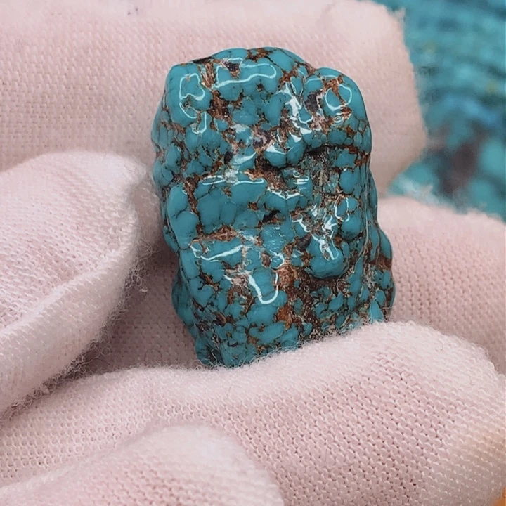 绿松石原矿未镶嵌奴*猫