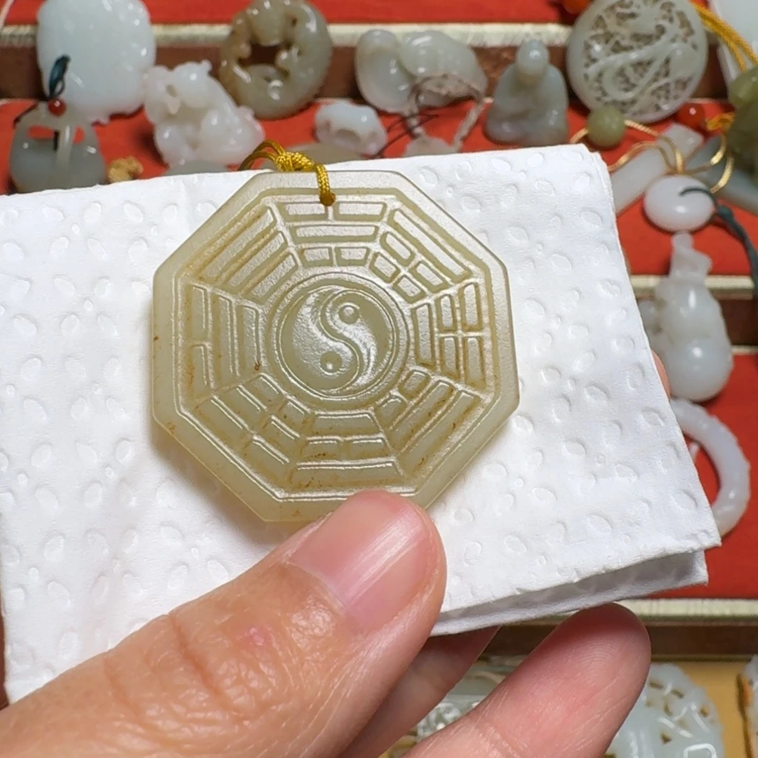 学***藏和田玉未镶嵌挂件