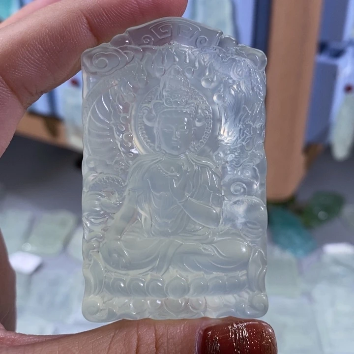 M***字岫玉未镶嵌颈饰吊坠