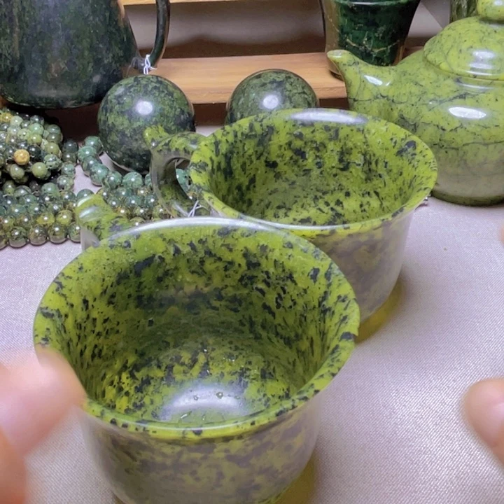 蛇纹石玉未镶嵌咖啡杯2个黄翠用****6