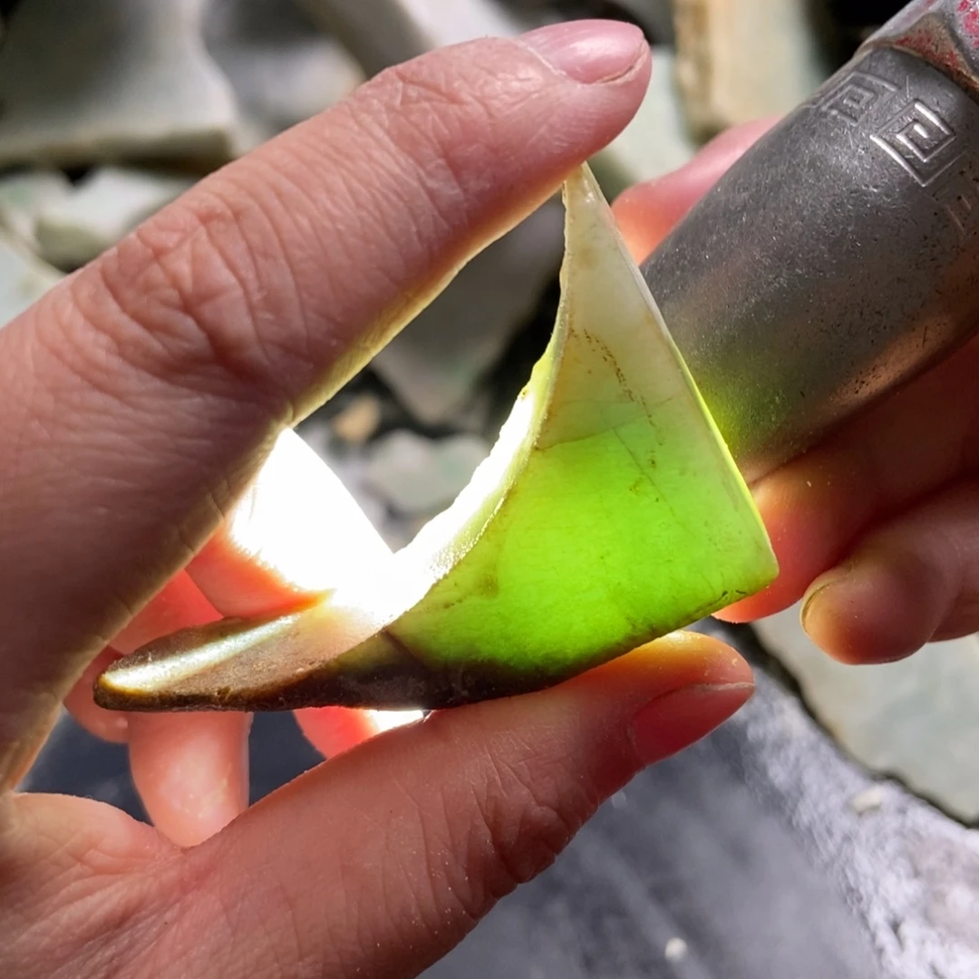 翡翠未镶嵌挂件天然翡翠