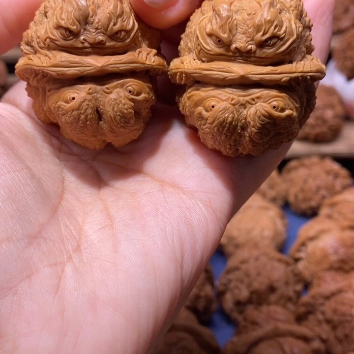 【闪购商品】手串/手链核桃高***大金蟾龙蟾