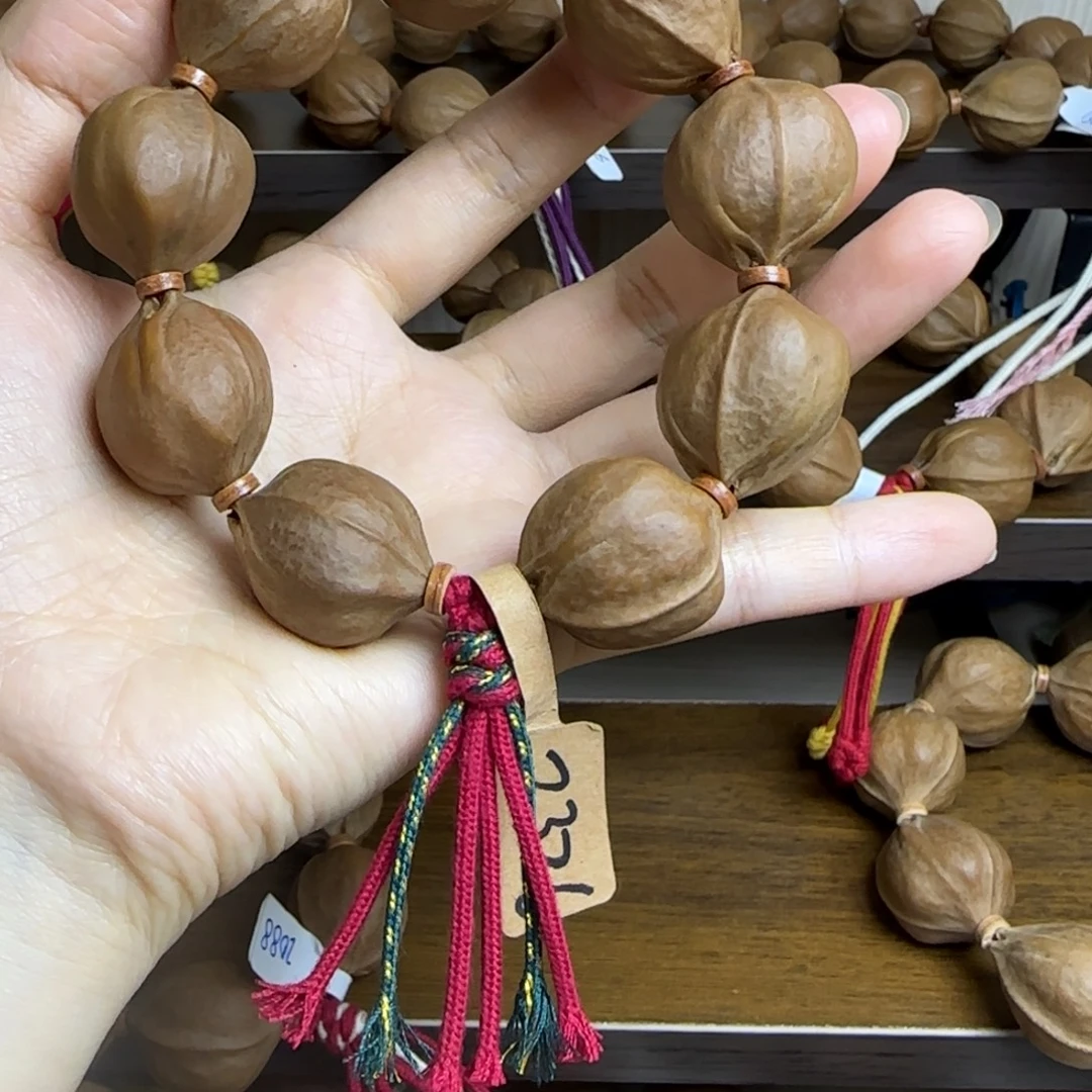 今***。手串橄榄核梅林铁核三花鲨鱼背2326