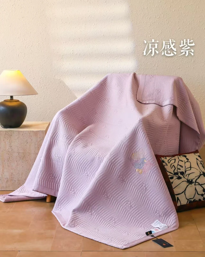 【幻蝶】马上有钱 实体专供 双面莫代尔小马刺绣床盖毯