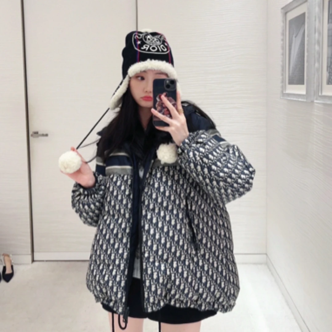 未使用 DIOR/迪奥 Dior老花满印标语长款双面穿羽绒服/xs码/35950