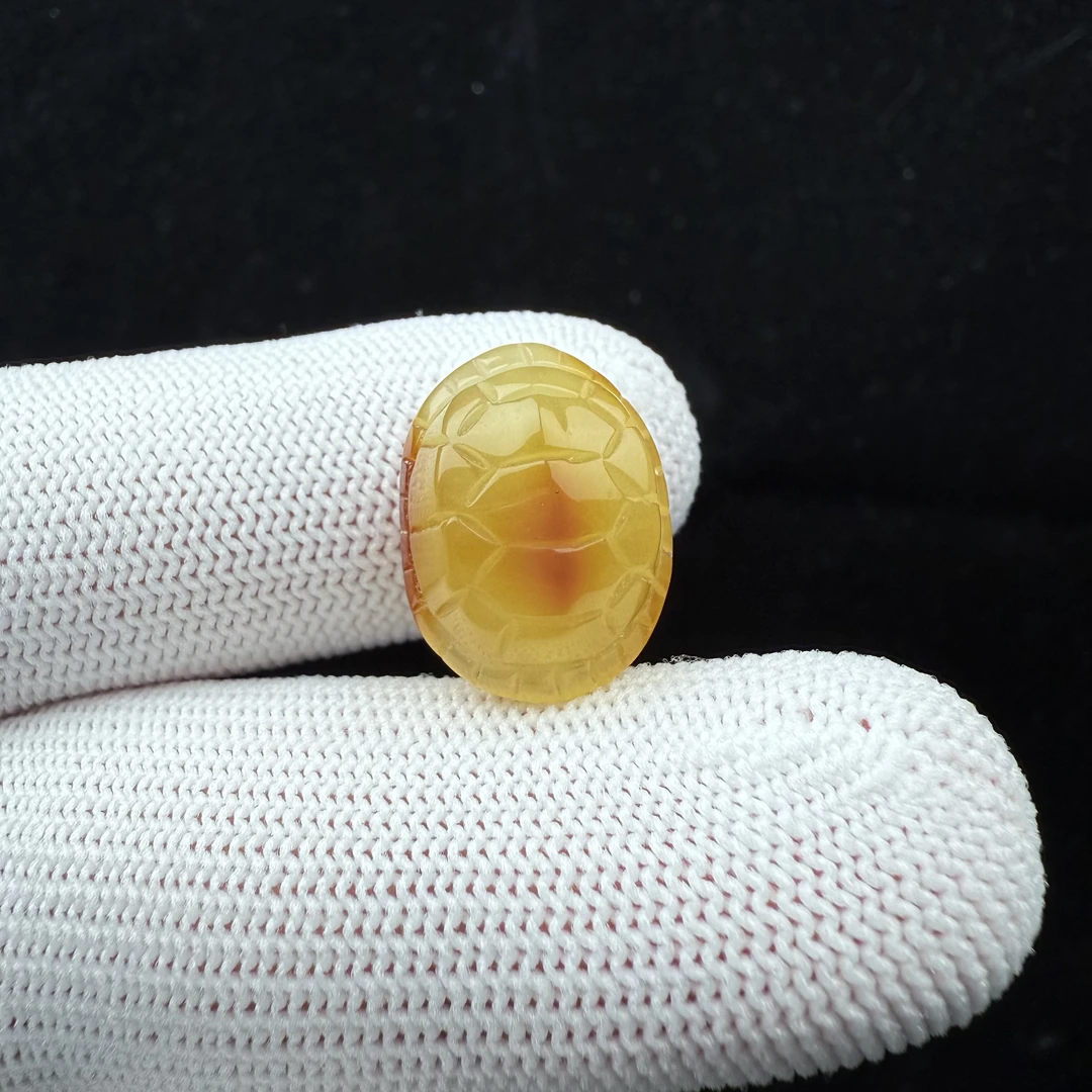 J6380天然原矿蜜蜡 小富甲13.9*12.9*11mm 支持复检 假一罚四