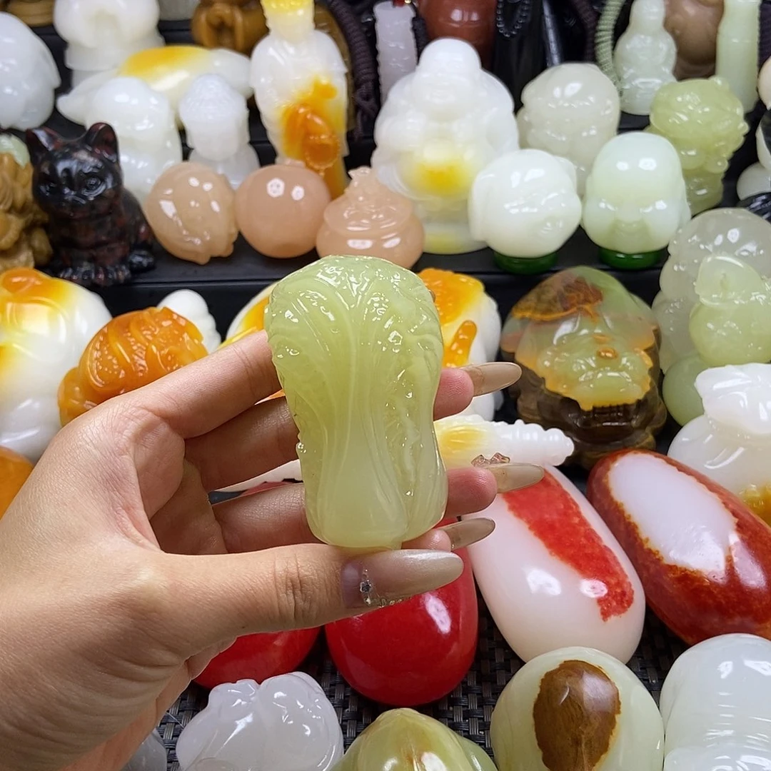 无花朵原石雕刻把件 白菜