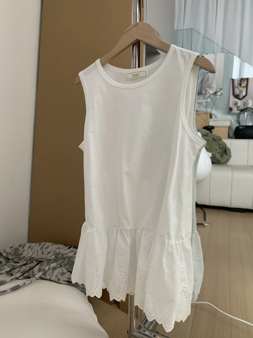 镂空花边下摆无袖背心宽松叠穿打底上衣