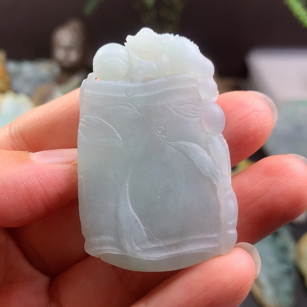 定制翡翠未镶嵌竹