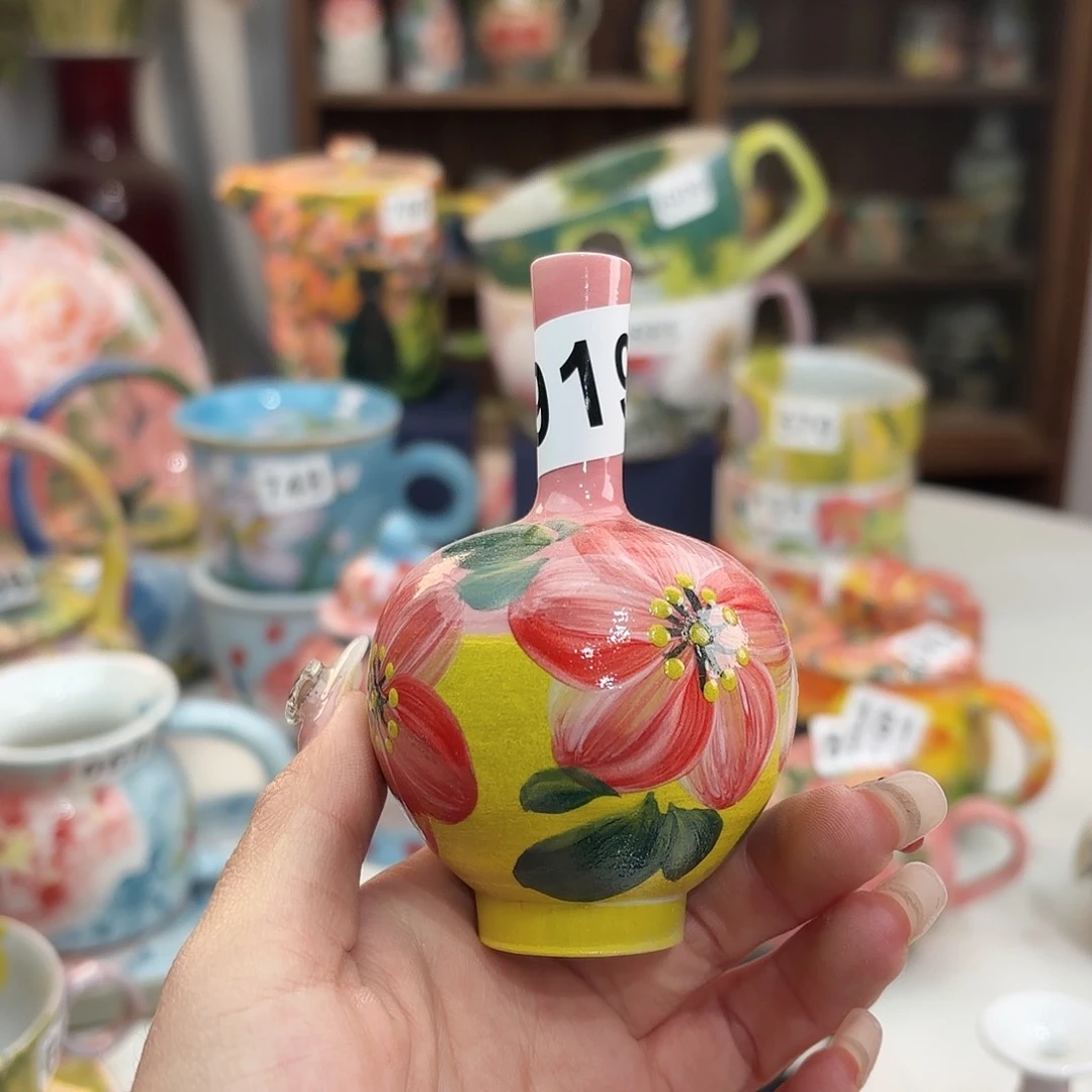 瓷片hggggggghhhnnm