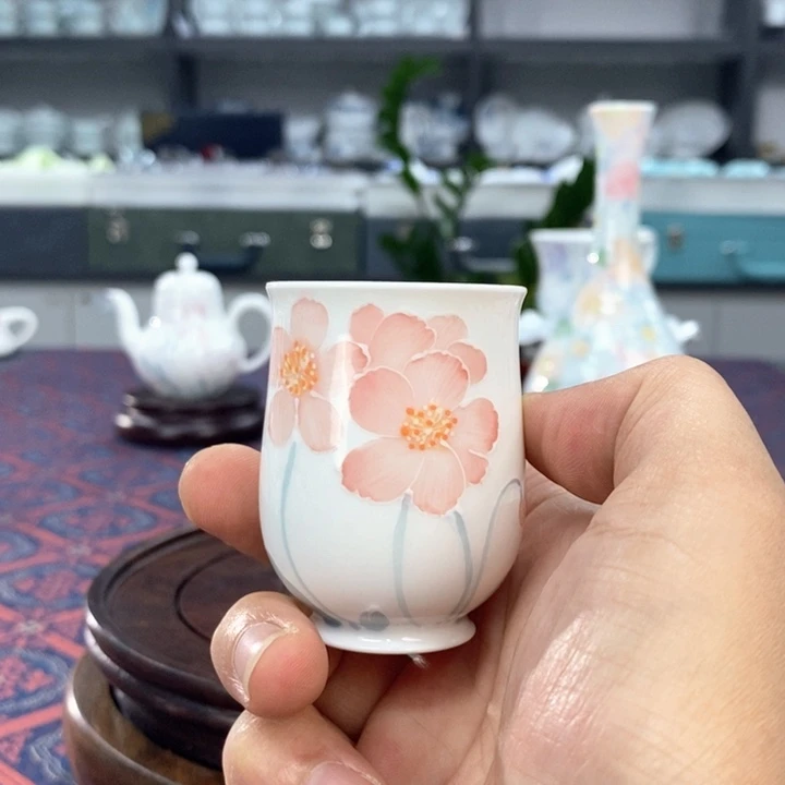 绿绒蒿釉下品茗杯