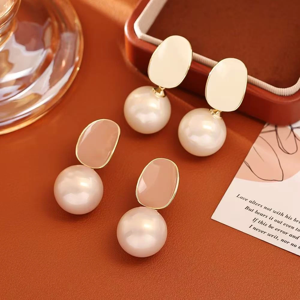 铜合金耳饰 法式复古滴釉显脸小珍珠耳钉女冬季高级感简约耳饰