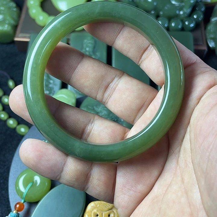 岫岩老玉（透闪石质玉）未镶嵌挂件