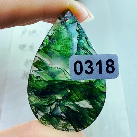 未镶嵌颈饰玛瑙/玉髓?