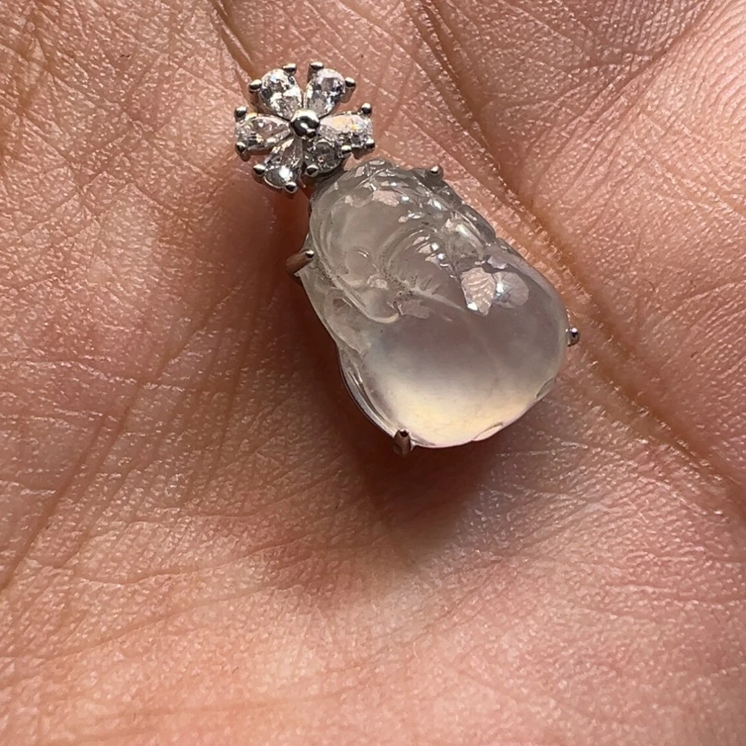 吊坠(不含链)未镶嵌翡翠