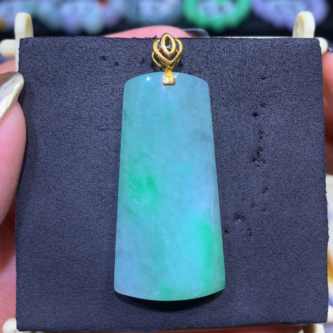 翡翠18K金镶嵌手链翡翠