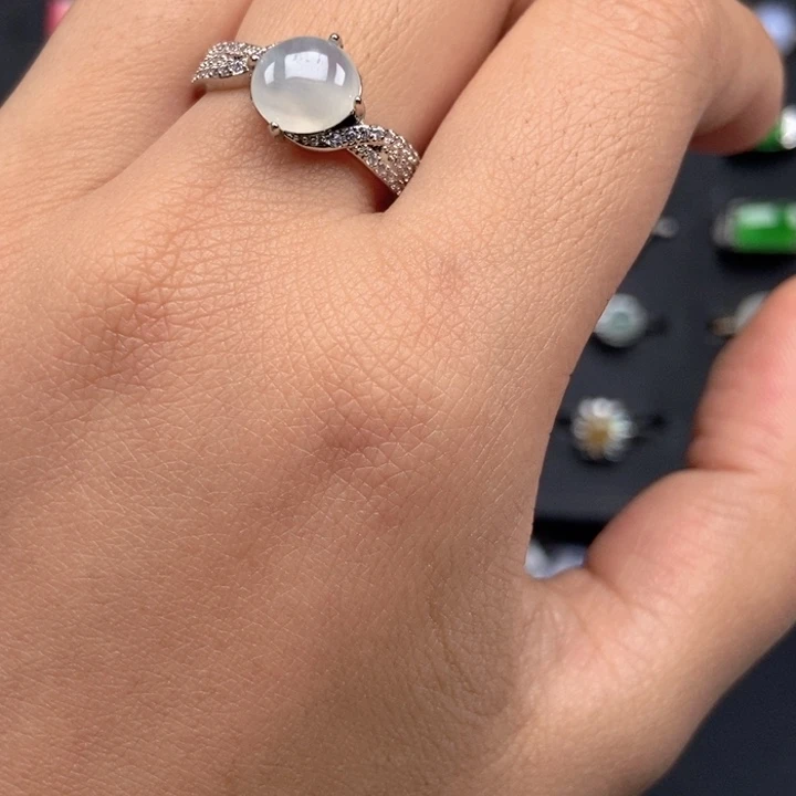 翡翠未镶嵌戒指戒指