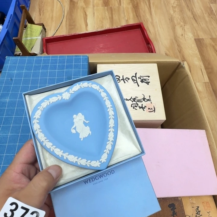 瓷片工艺品摆件瓷器摆件正能量