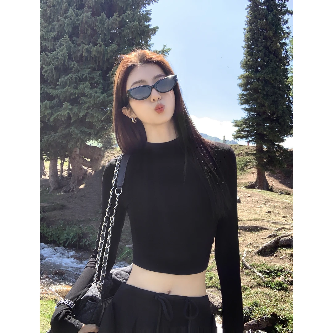 黑色小高领t恤长袖女2025秋季新款短款露脐修身显瘦辣妹百搭上衣