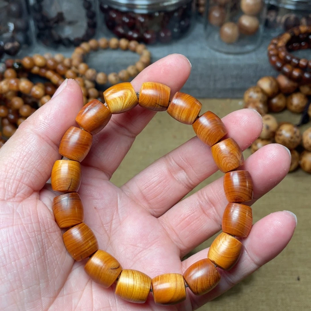 柏木（崖柏）其他1211太行崖柏陈化红油骨料微瑕