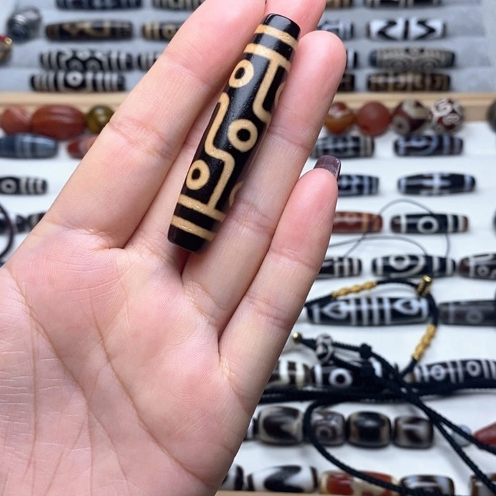 玛瑙/玉髓颈饰未镶嵌我***。