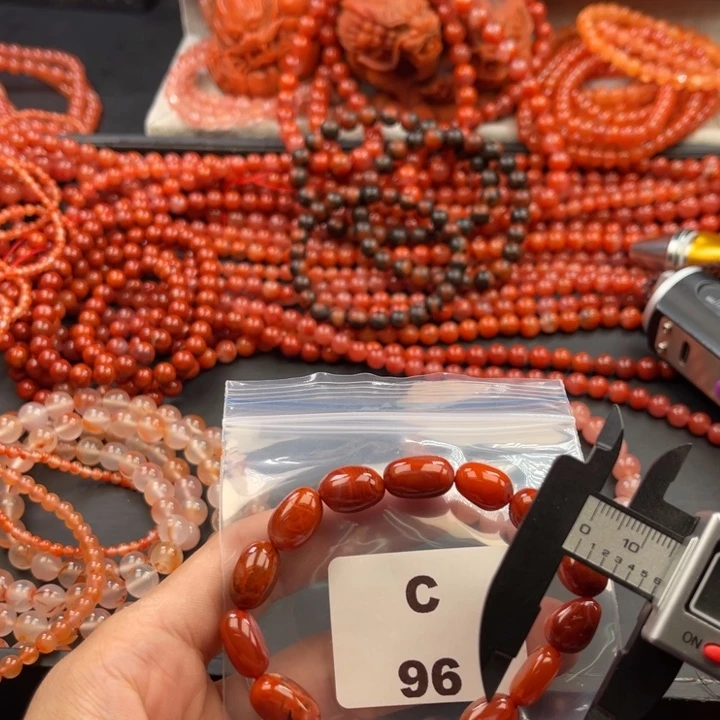 南红玛瑙未镶嵌多样性发货默认微瑕称重9mm