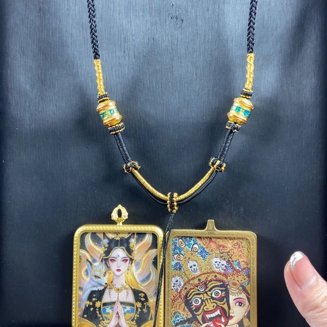 吊坠小**?美丽的唐卡结缘