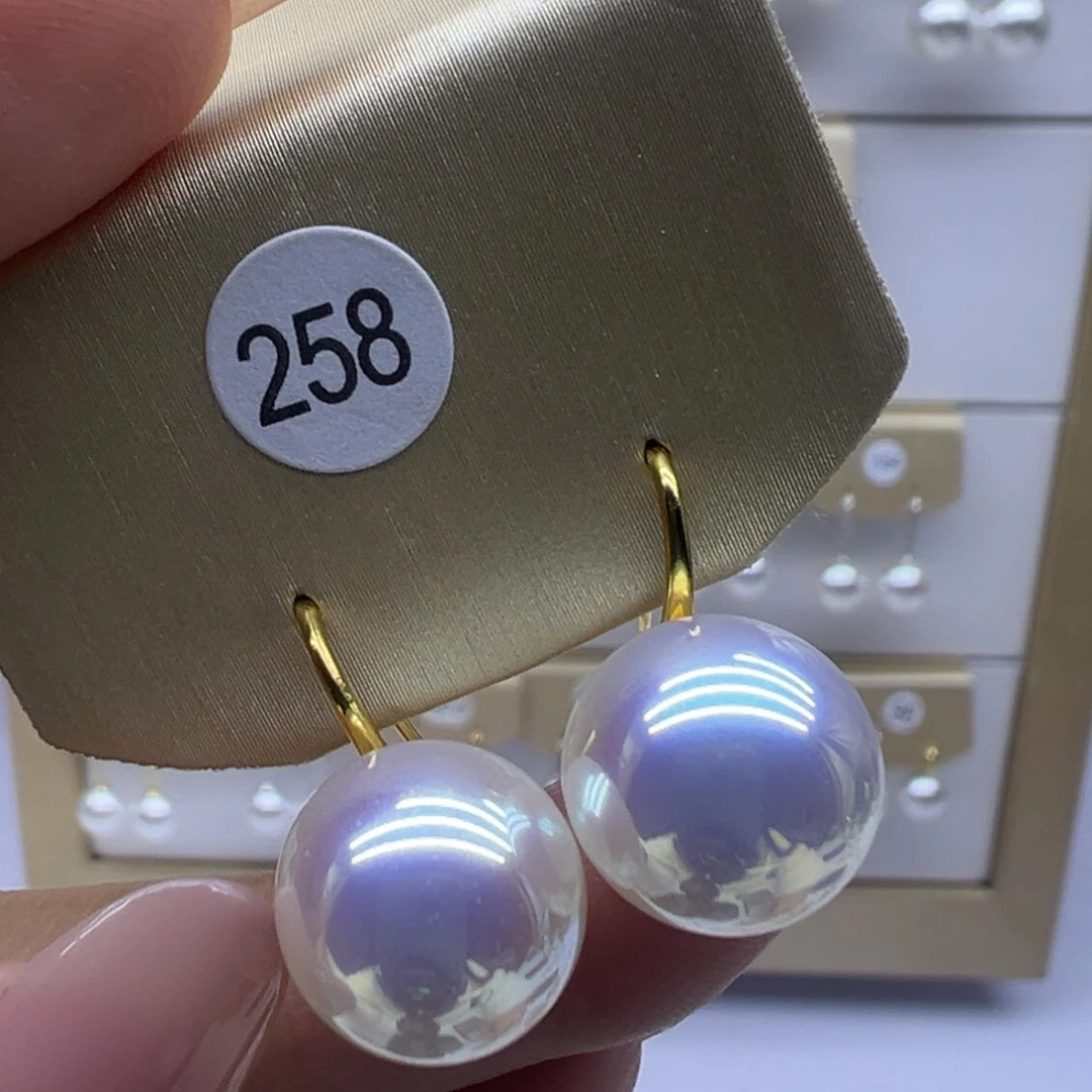 淡水珍珠耳饰未镶嵌