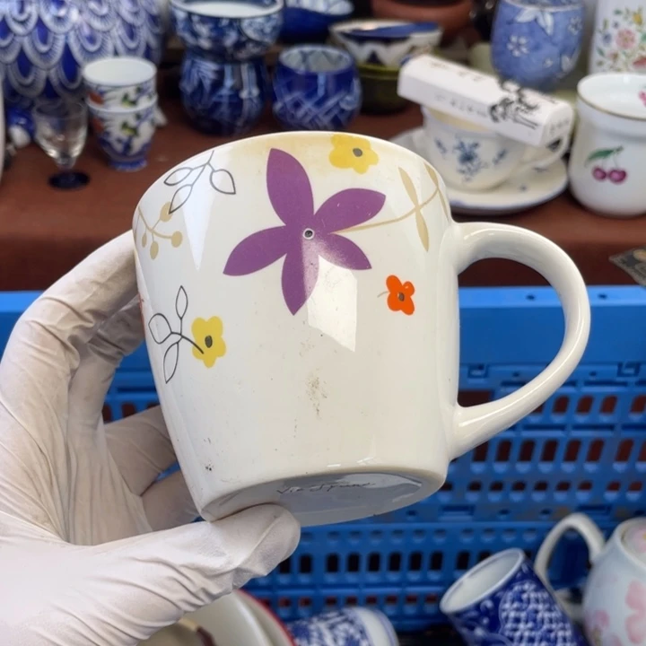 他家瓷器真美…开播了