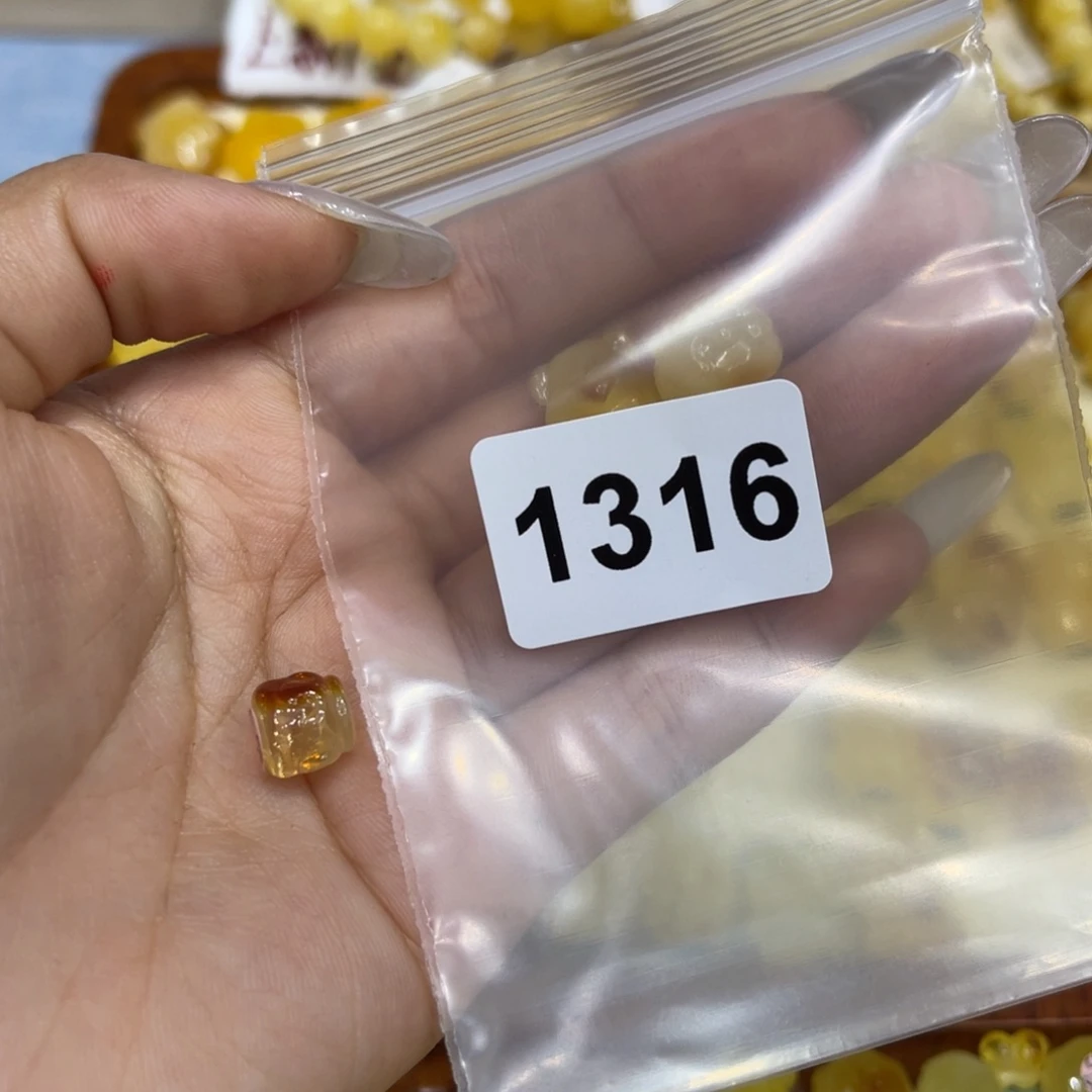 琥珀珠宝奇石未镶嵌你*吗