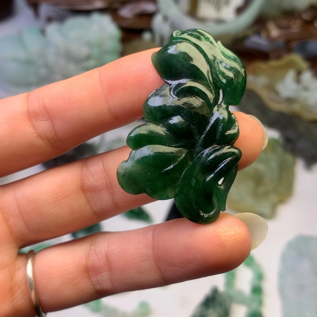 定制翡翠未镶嵌翡翠