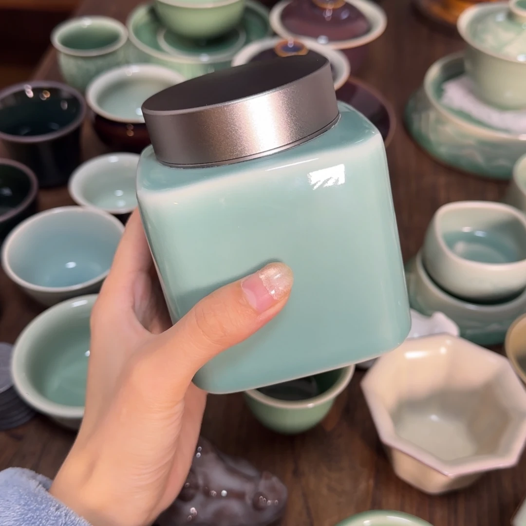 瓷片龙泉青瓷 茶叶罐