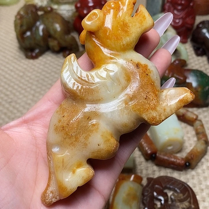 用***6蛇纹石玉未镶嵌颈饰