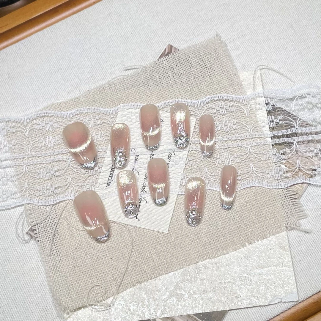 【裸光幻钻】裸色温柔法式猫眼爆闪显白高级感穿戴甲