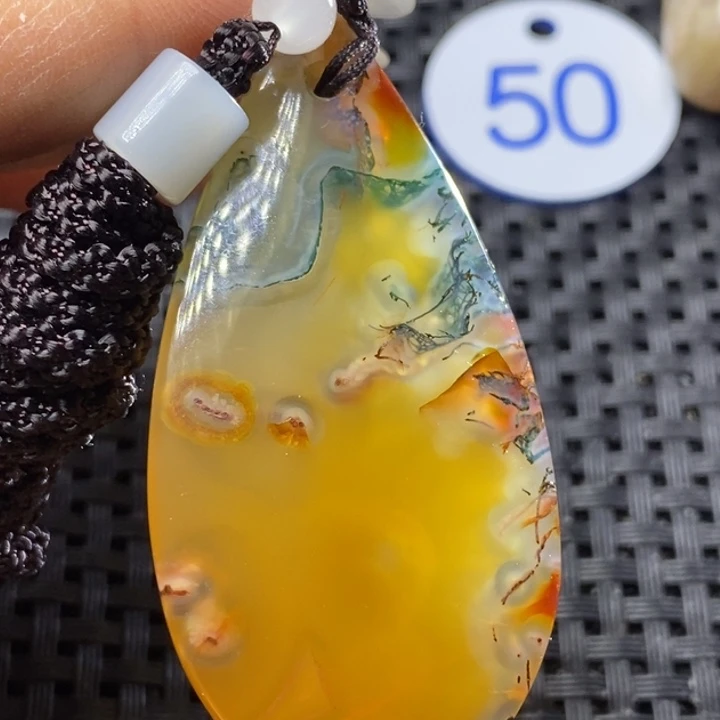 未镶嵌颈饰玛瑙/玉髓紫*