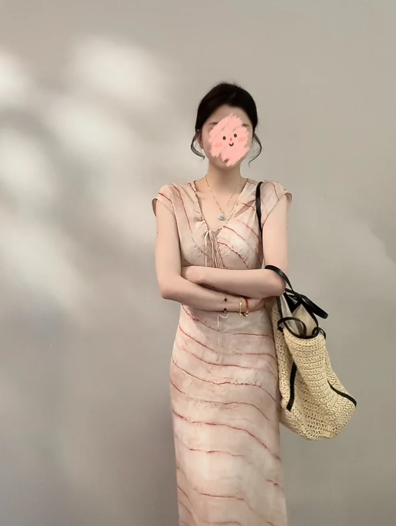 夏季气质显瘦收腰设计感印花美静在这粉色连衣裙1327