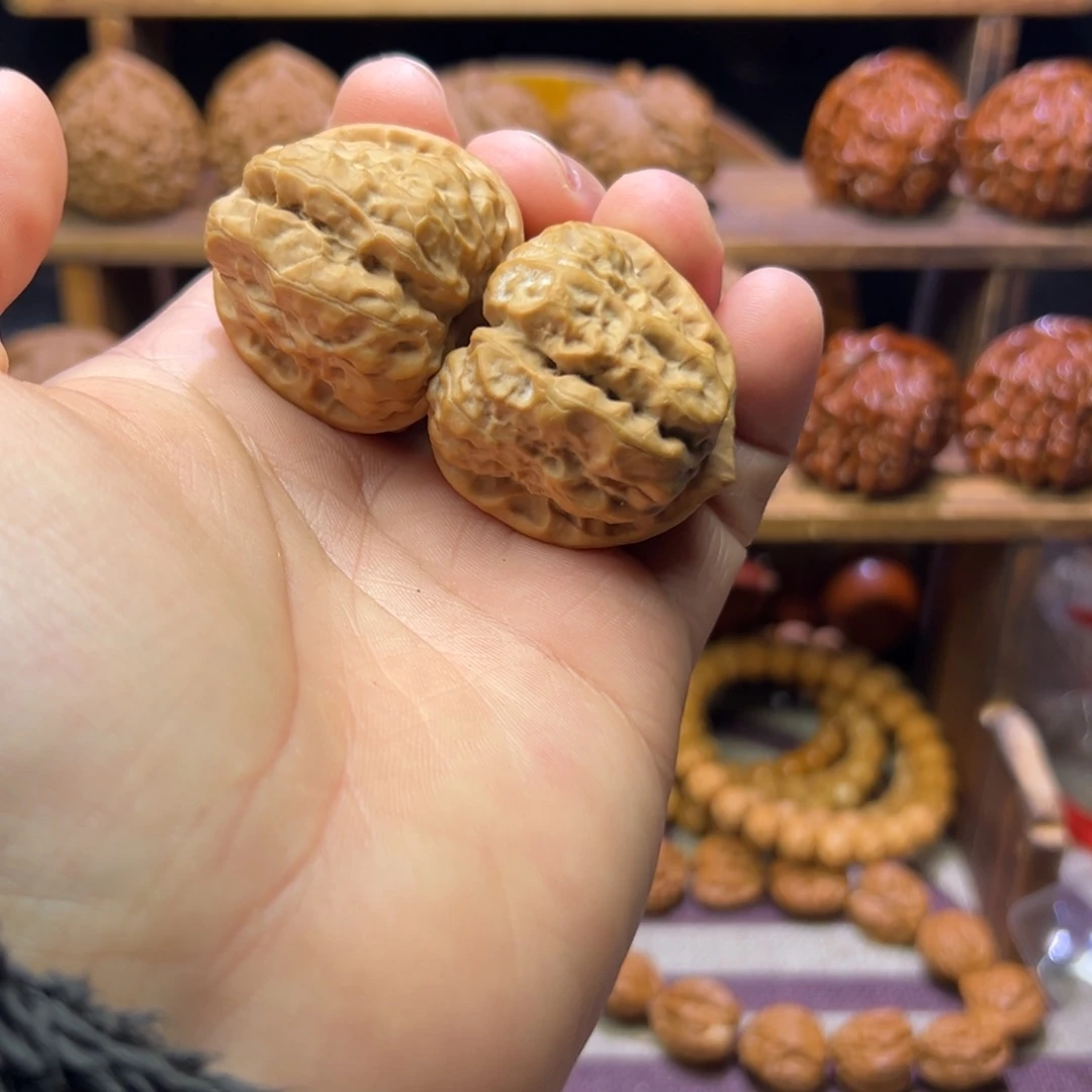 行***开核桃手串/手链蛤蟆头