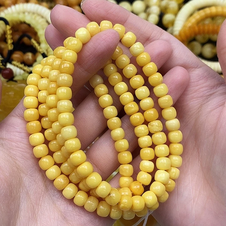 蜜蜡未镶嵌珠宝奇石