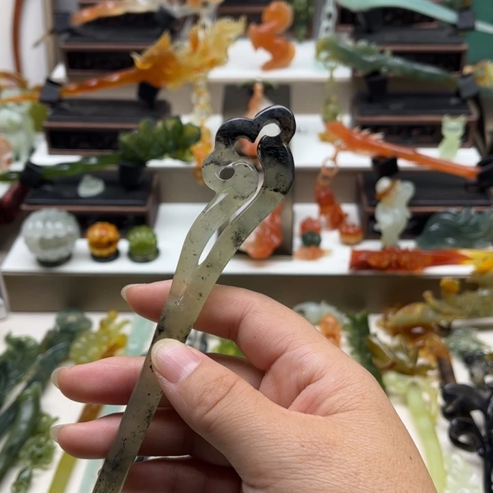 蛇纹石玉未镶嵌岫玉发簪