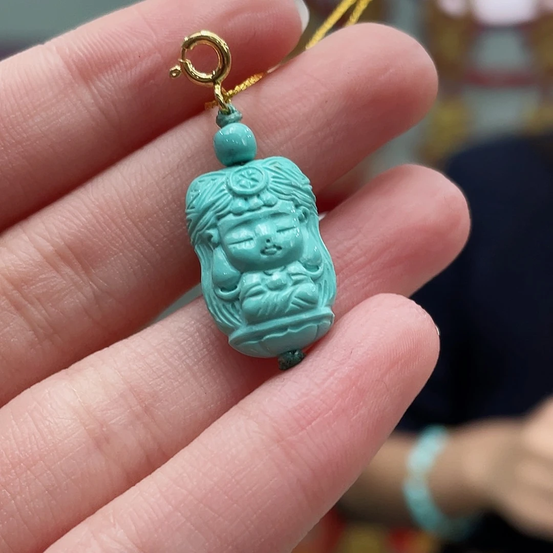 绿松石颈饰未镶嵌