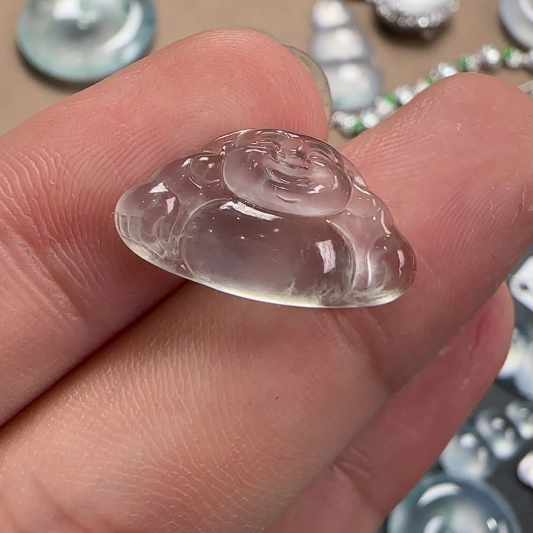 翡翠未镶嵌颈饰