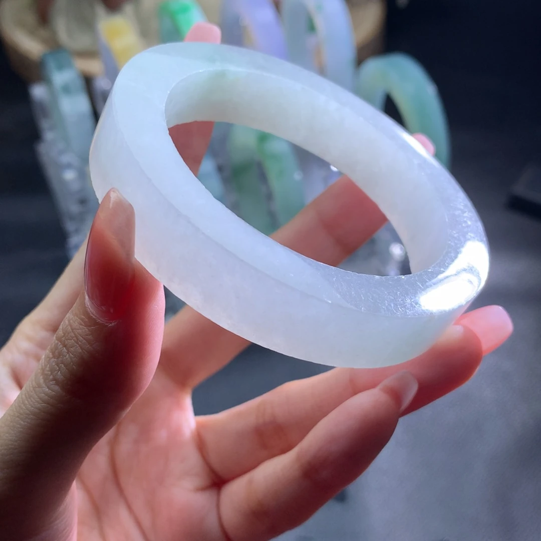 未镶嵌翡翠定制翡翠怡*