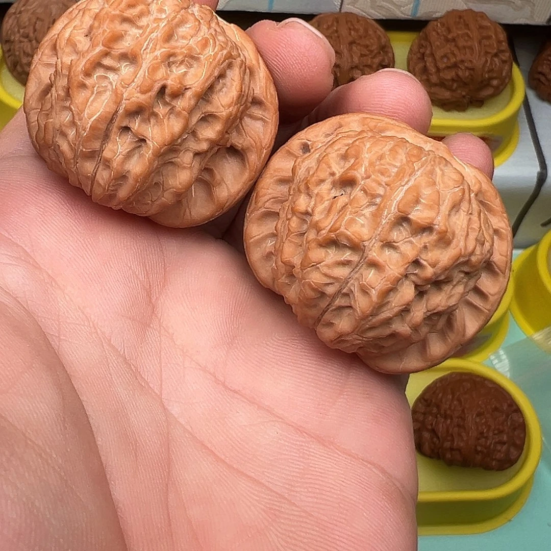 桃核吊坠全品血麒麟42