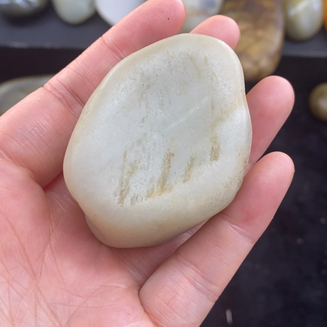 未镶嵌和田玉（糖玉）挂件