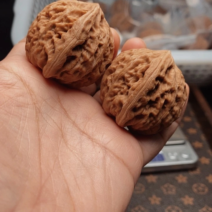 把件文玩核桃铁锤39尺团